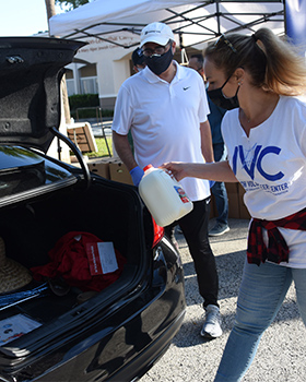 Kosher Food Distribution in South Dade Gives Help to Many