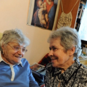 Elderly Jews and Holocaust Survivors Find a Home and a Community