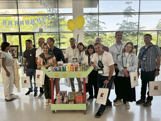 The group delivered toys to Schneider Children’s Hospital, a recipient of Federation’s Israel Emergency Fund, where released child hostages are treated.